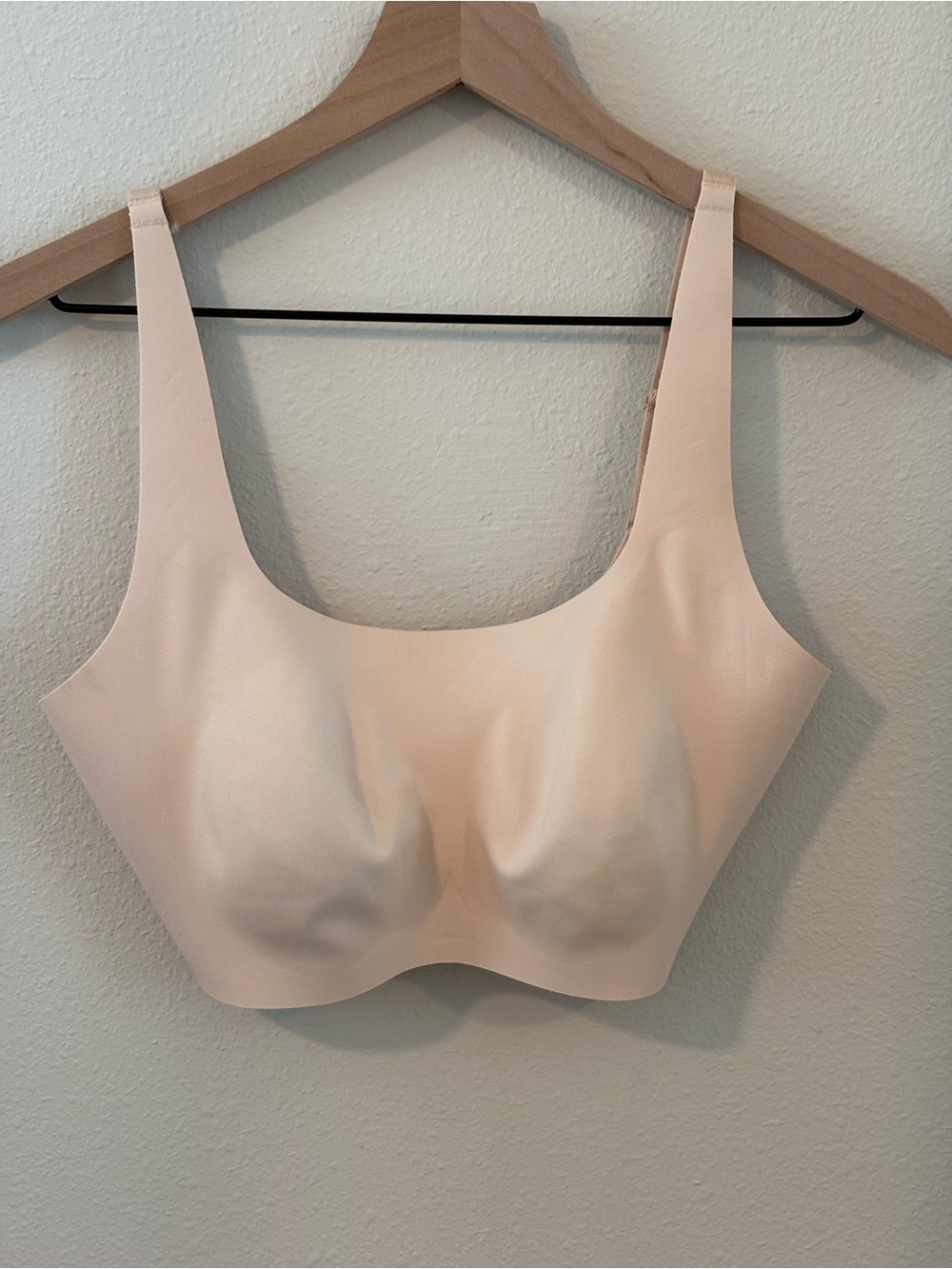 Victoria’s Secret curvy sky bra